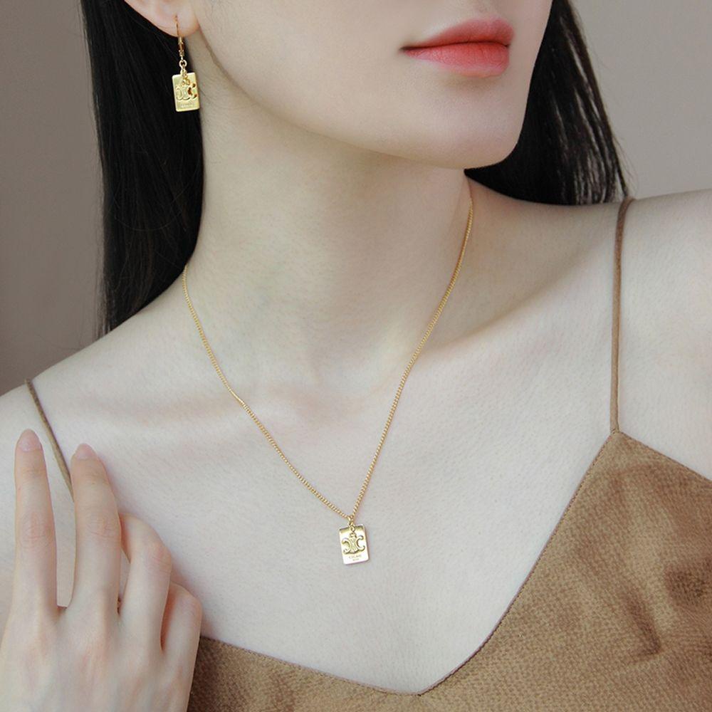 Mxbeauty Kalung Wanita Elegan Fashion Perhiasan Liontin Keren Unisex Tampan Gaya Korea Klavikula Rantai