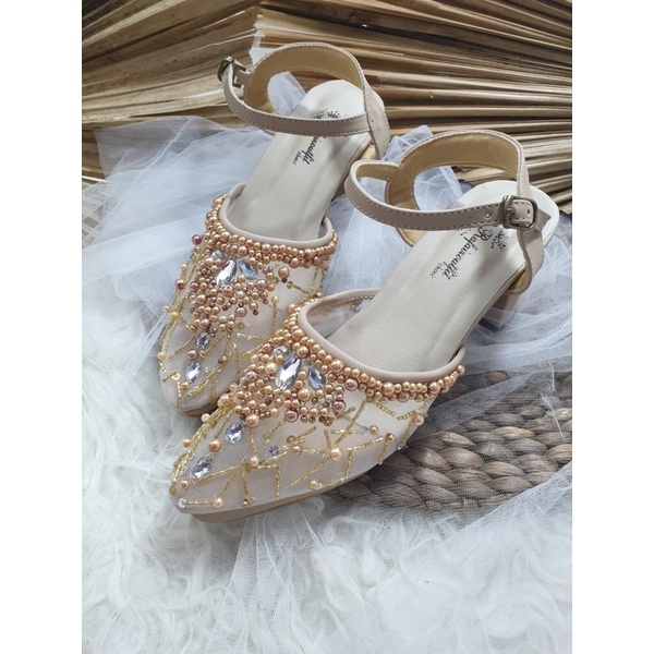 sepatu Rafaizoutfit wrna cream gold tali tinggi 7cm tahu