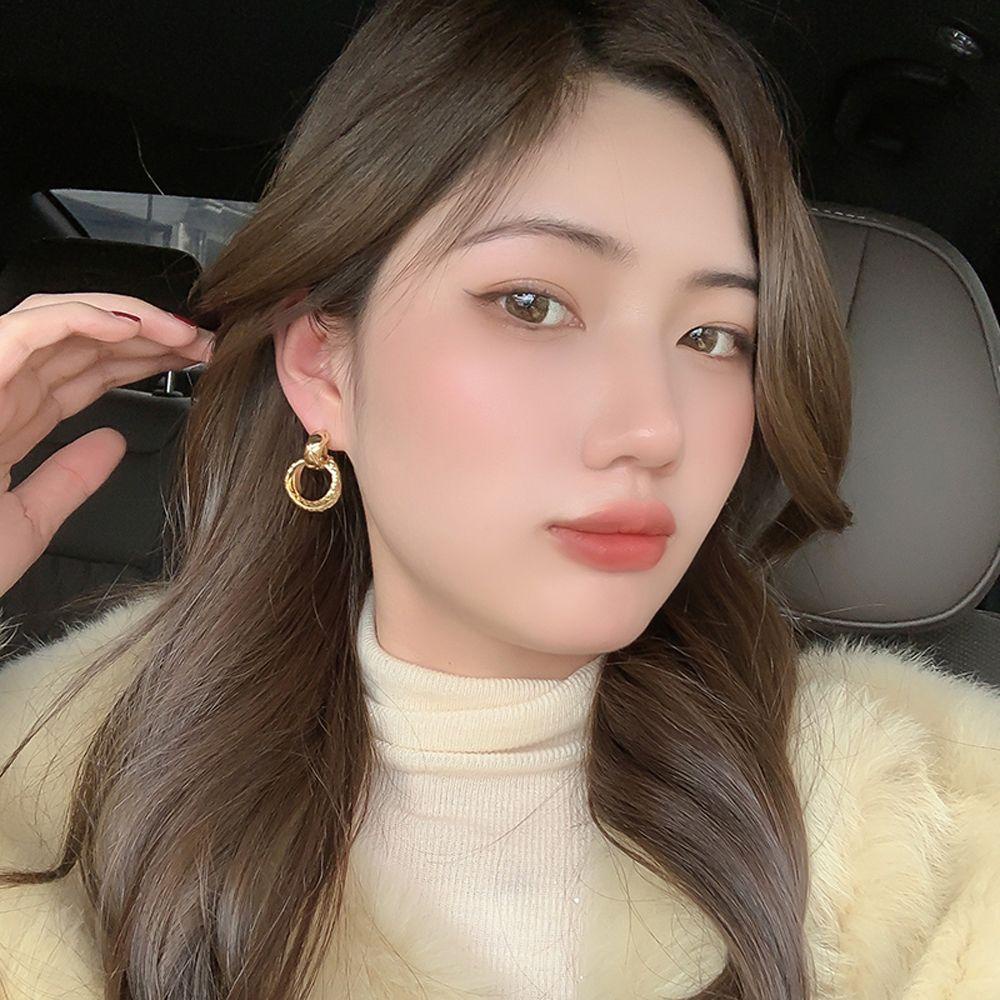 Needway Anting Wanita Manis Menawan Elegan Fashion Unik Simple Bulat