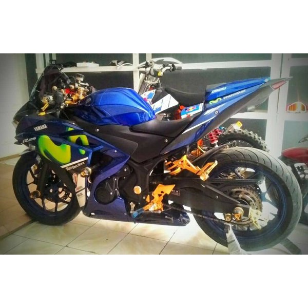 Readyy KONDOM TANKI YAMAHA R25 OLD COVER TANKI YAMAHA R25 OLD VISOR YAMAHA R25 OLD Stok Terbatass
