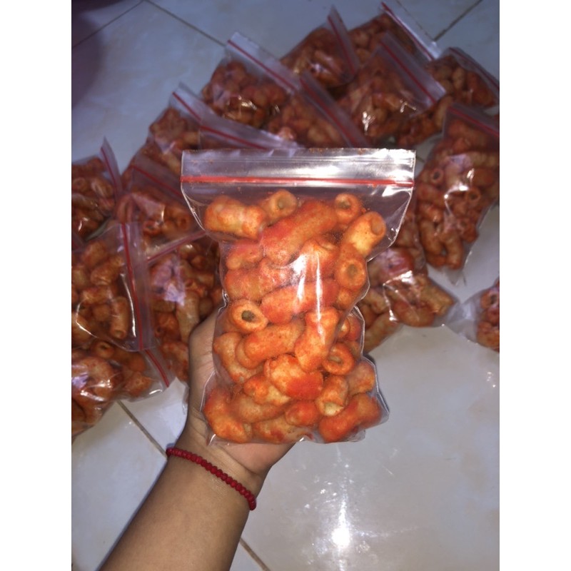 

kerupuk makaroni