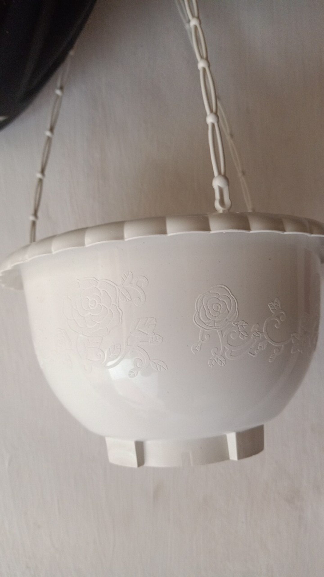 Pot Bunga Gantung Shallom Putih 25cm