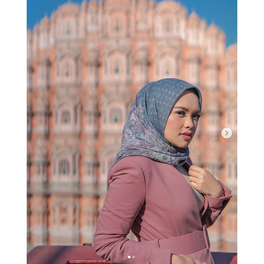 BUTTONSCARVES MAHARANI SERIES DHUSAR
