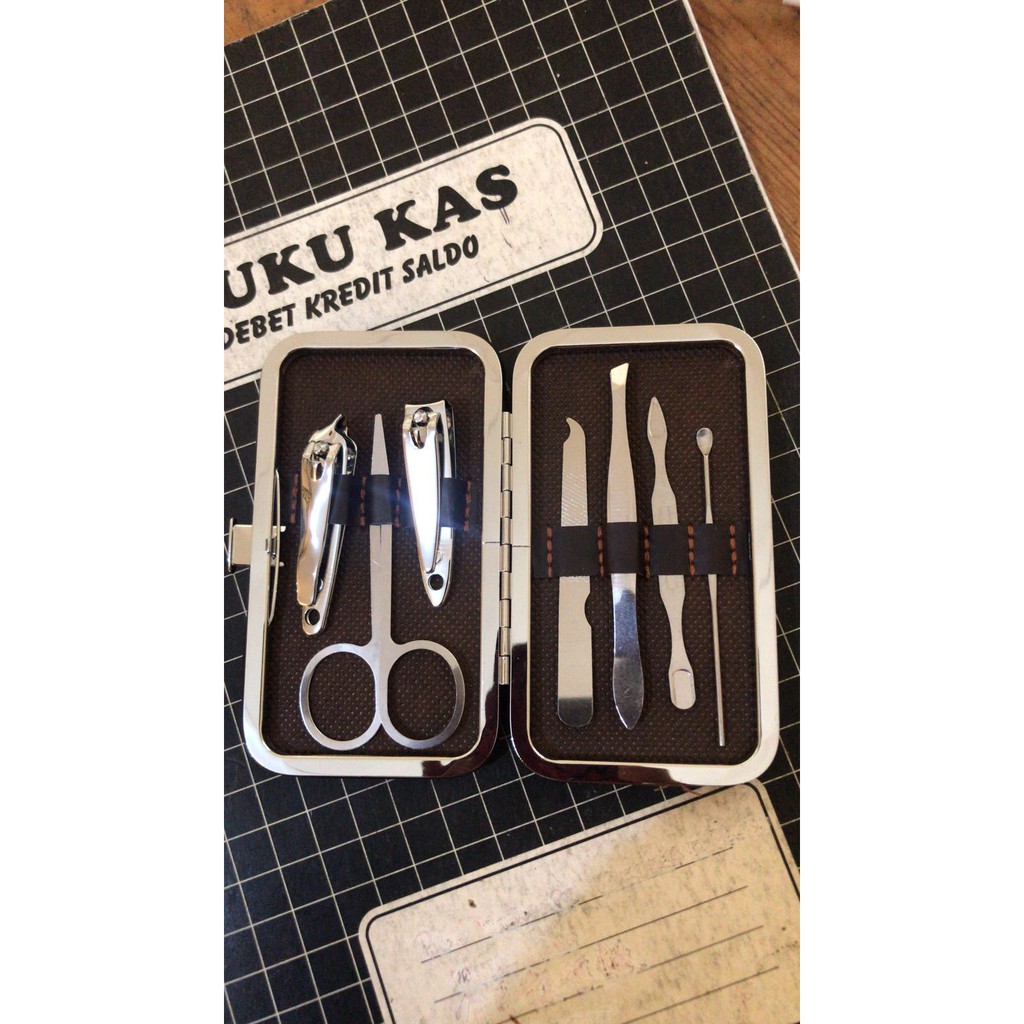 (JY)alat gunting kuku//alat potong kuku manicure 7 set in 1 pedicure