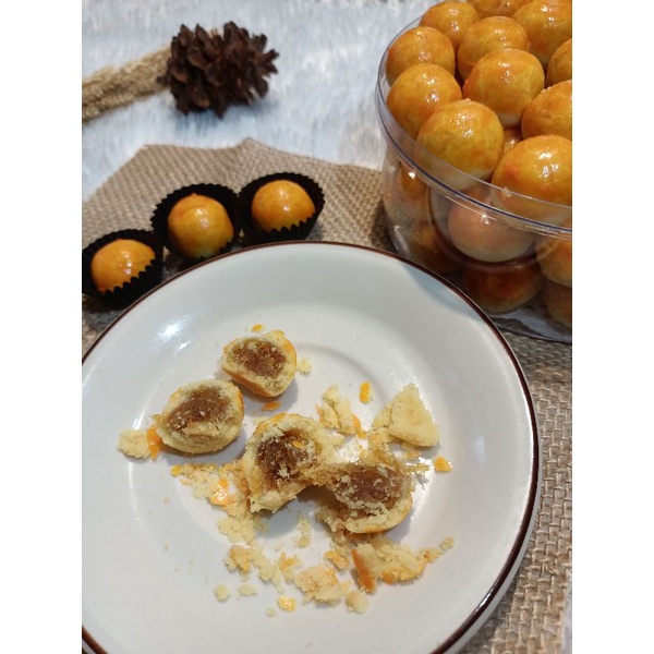 

Nastar lumer premium butter wijsman keju edam 300 gr