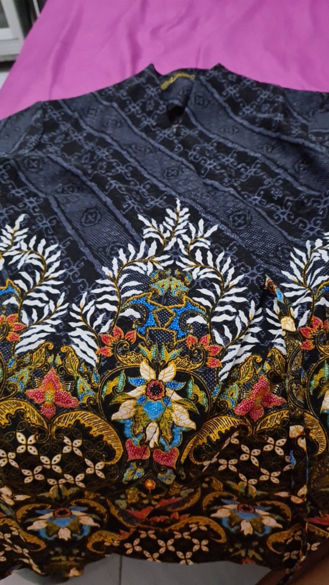 Arjuna Weda Blus Batik Kawung Hati - Hitam