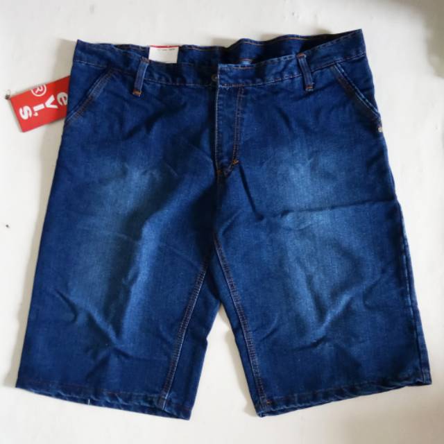 Celana pendek jeans jumbo