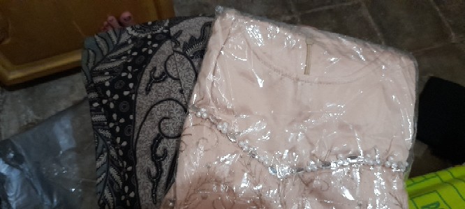 Maura Couple - Sania Ruffle Batik Couple Ori Ndoro Jowi Dnt Garansi Termurah Shopee - Sarwendah