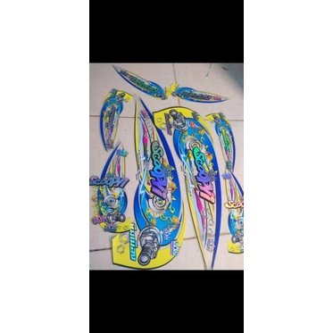 Striping Scoopy Fi 2014 Transparan Hologram Cmr