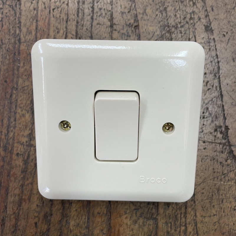 SAKLAR ENGKEL IB BROCO CREAM 6621 - 6621U NEW GEE SINGLE SWITCH INBOW TANAM