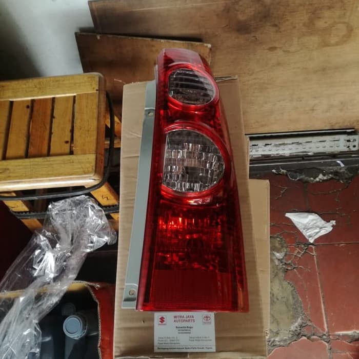 Lampu stop Lampu belakang Stop lamp Avanza Xenia VVTI satuan