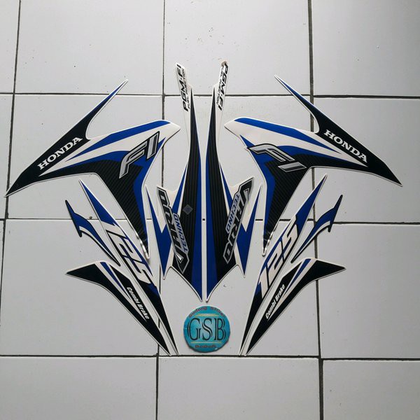 striping vario techno 125 fi 2014 putih-biru
