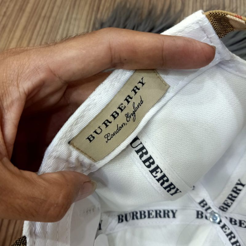 Topi Baseball Burberry Topi premium Quality Unisex