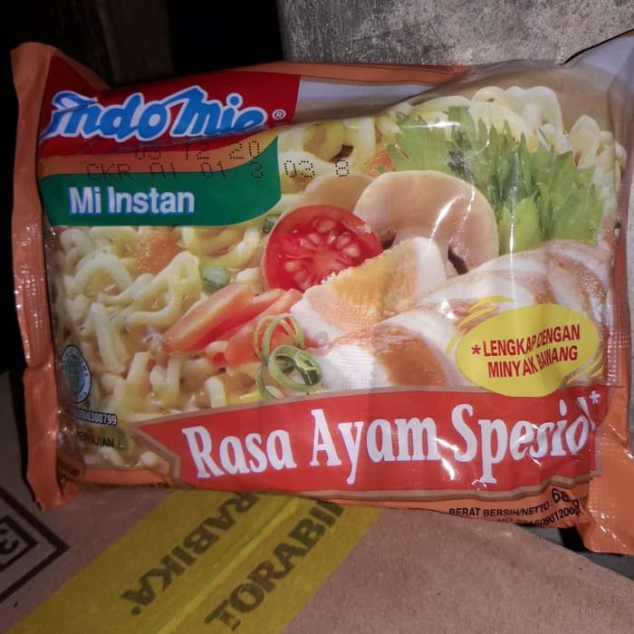 

Indomie ayam spesial