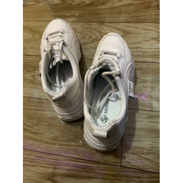 Sepatu SOVELLA Wanita Putih Second