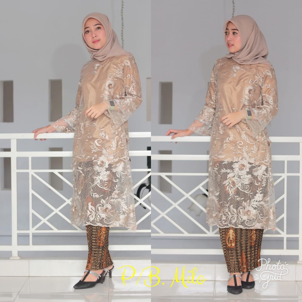 Kebaya Tile 3D , kebaya Elizabeth , kebaya wisuda,  kebaya pesta