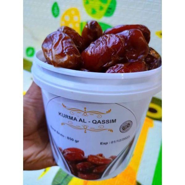 

Kurma ember al Qassim / Kurma khalas Basah kemasan