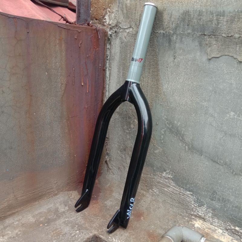 fork bmx valour top bolt fork sepeda 20inch
