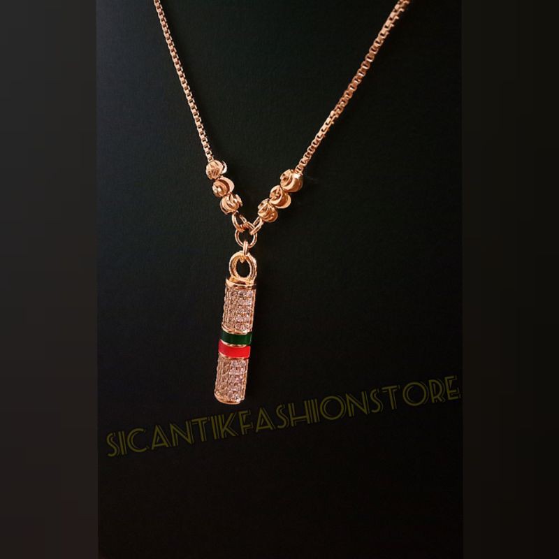 Kalung Titanium liontin motif GUCCIII Fashion wanita terlaris anti Karat tidak luntur Kalung wanita