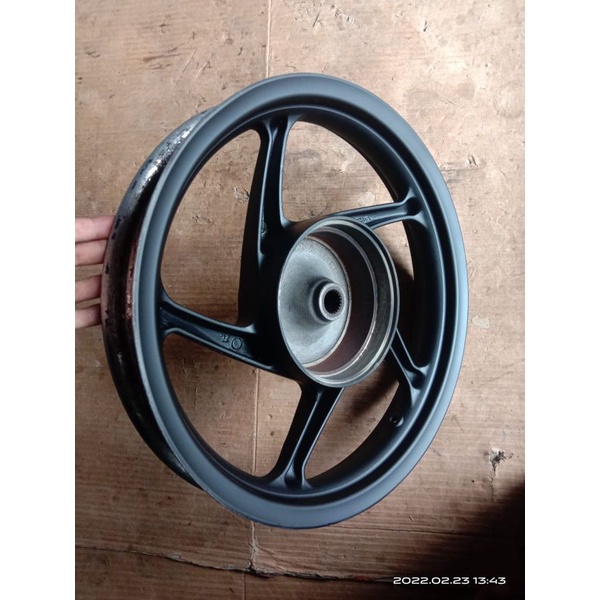 pelg belakang beat / vario 110 / spasy / scoopy bekas original copotan motor