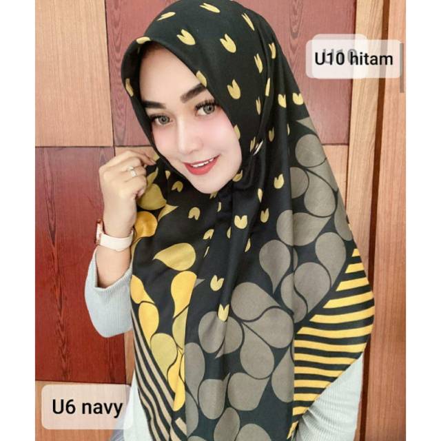 SEGIEMPAT DEENAY KW ARWA HITAM