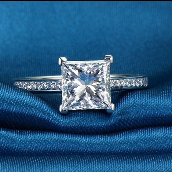 Cincin Sterling Silver 925 Dengan Cubic Zirconia Untuk Wanita