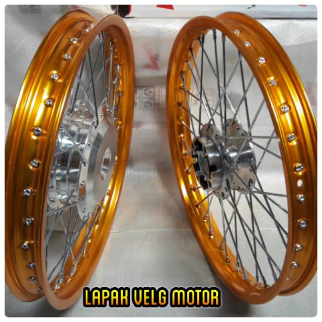 Velg untuk motor honda matic atau yamaha matic ring v rossi gold