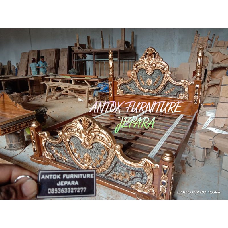 dipan jati ukir mebel Jepara/tempat tidur ukir furniture Jepara/tempat tidur jati