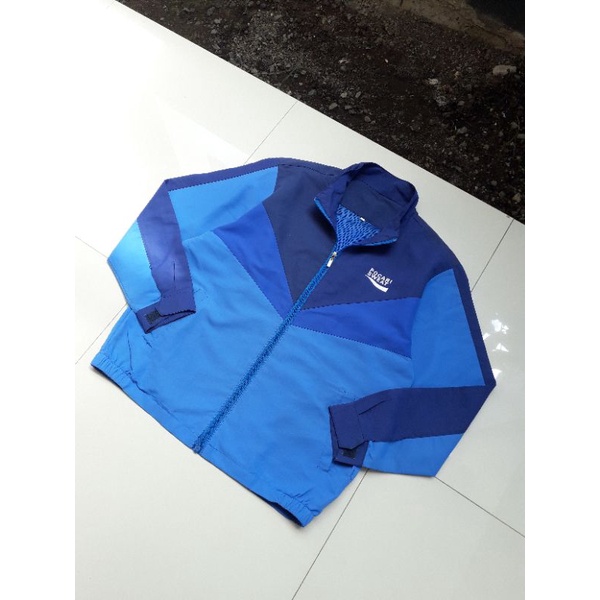 JAKET SECOND POCARI SWEAT
