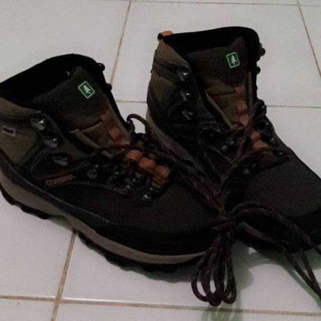 Sepatu Gunung Second Consina