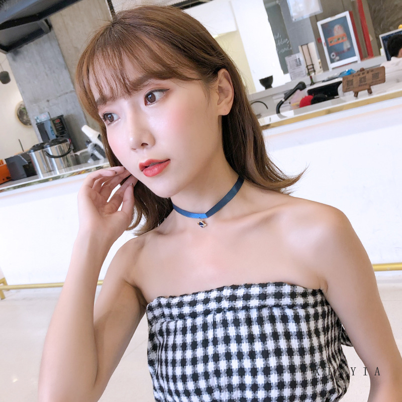 Gaya Korea Fashion Wanita Planet Beludru Kalung Rantai Klavikula Aksesoris