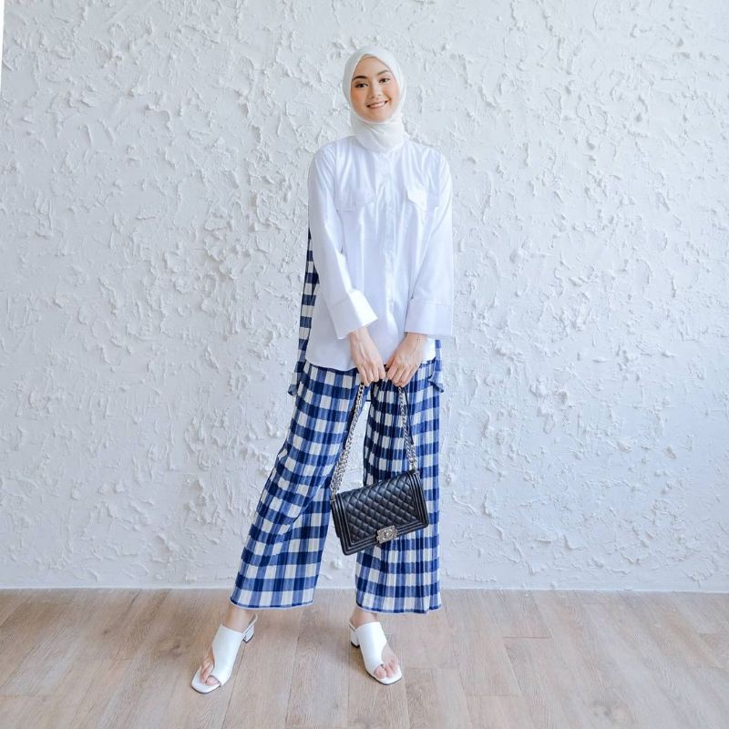 Kama Pleats Set by Nuna