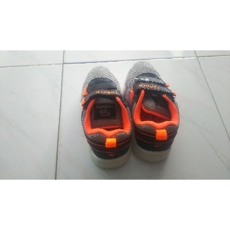 Sepatu Subaru Untuk Balita