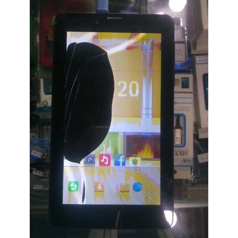 Tablet Evercoss AT7E minus LCD & Kamera Belakang