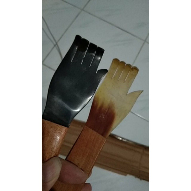 garukan punggung