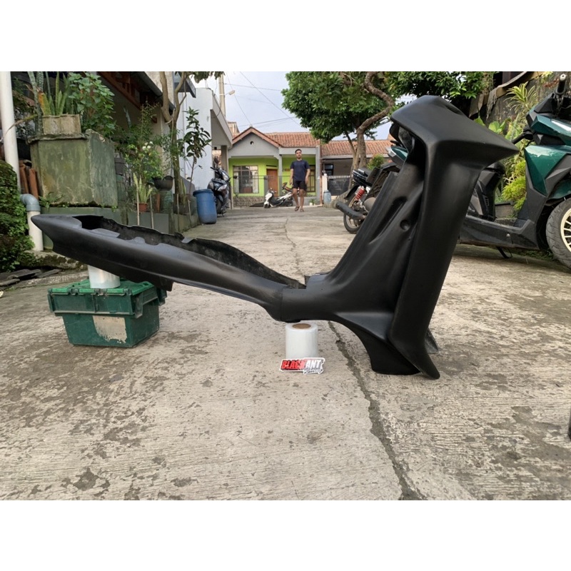 body buta F1zr body balap F1zr vegaR