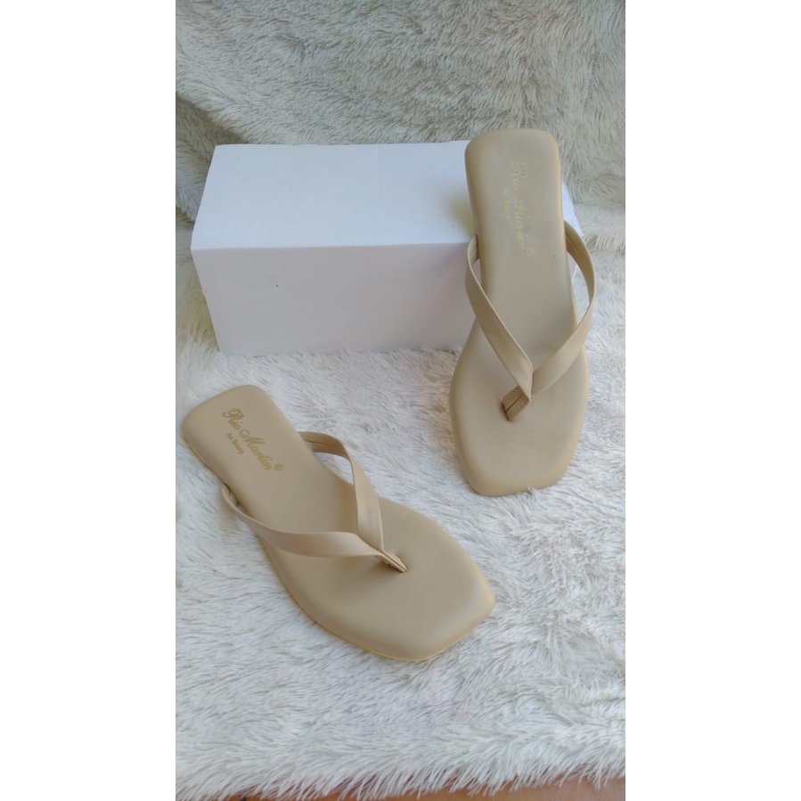 SANDAL WANITA TERBARU MODEL JEPIT / SANDAL LALITA /SANDAL TERBARU/SANDAL KOREA