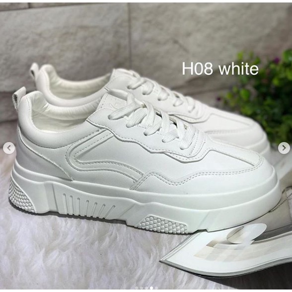 Sepatu Sneakers H08