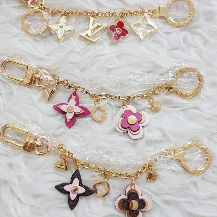 Long chain flower lv bag mirror