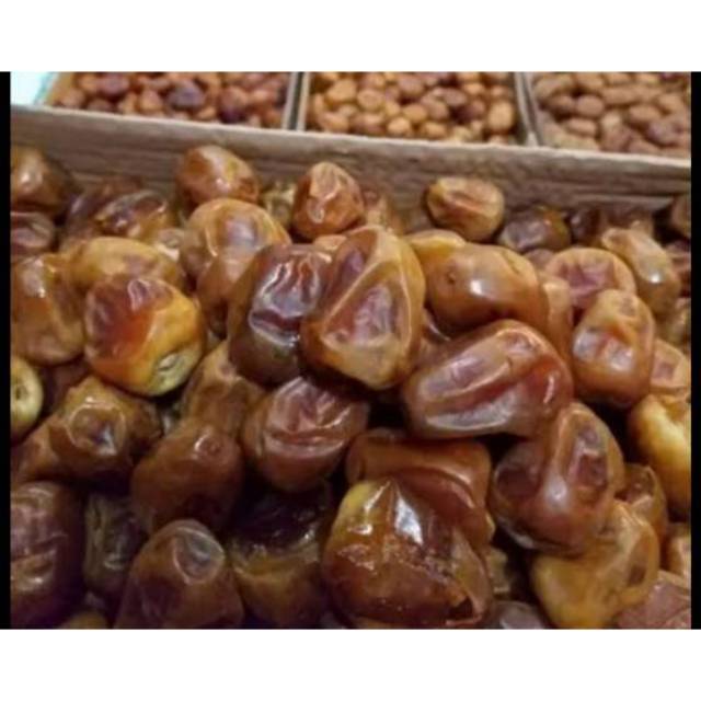 

Kurma Sukari 1 Kg Kurma Basah / Kurma Raja Oleh-Oleh Haji dan Umroh