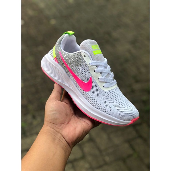 sepatu nik,e zoom import sepatu running sepatu senam sepatu wanita import  premium