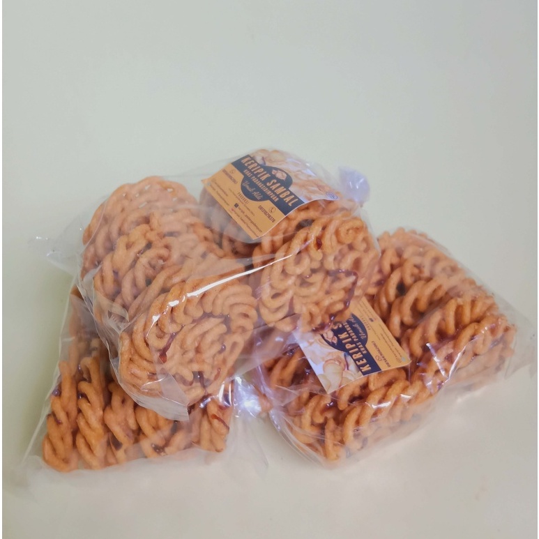 

Kerupuk Lingkar Manis Padangsidimpuan