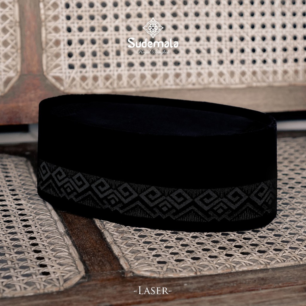 Songkok Sudemala/ Songkok Beludru Laser L-448 (Beludru Eagle)/ Kopyah/ Peci/ Songkok Beludru Motif