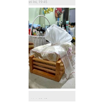 rak kayu unik tempat tisu dll
