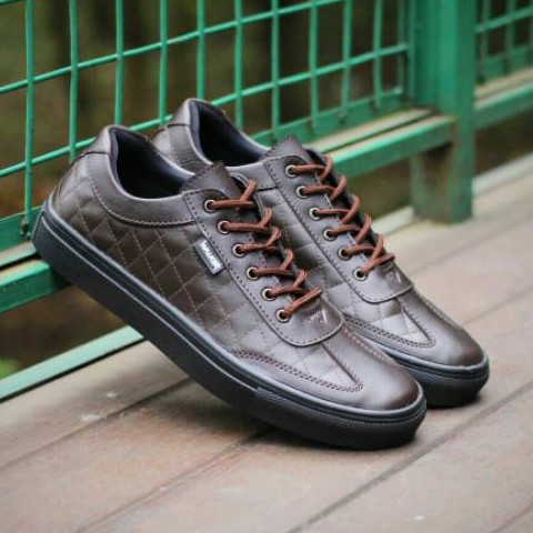 WERNER|Sepatu Casual Sneakers Pria Trendy Kulit Syintetik Asli Original Sneaker Cowok Keren Kekinian Kerja Kantor Kuliah