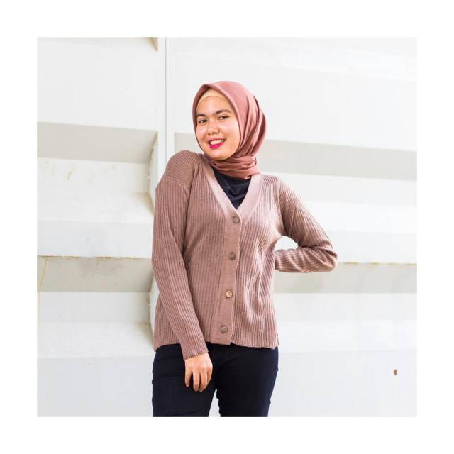 Cardi Strdvrs / Cardigan Rajut / Cardy Korea / Cardi Jalur / Cardigan Kancing Wanita