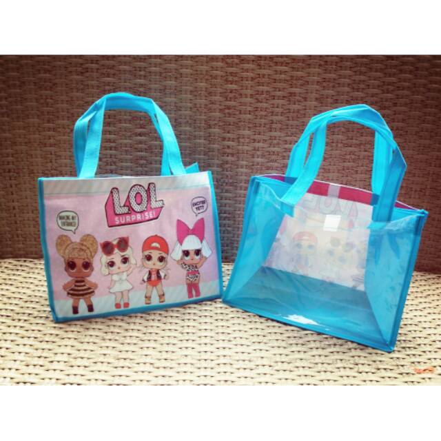 

Tas ultah mika ready
