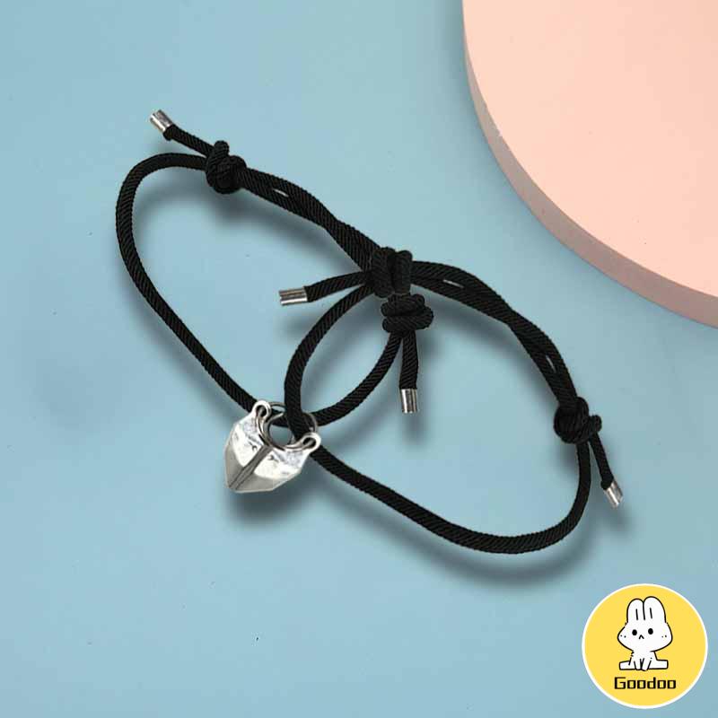 2 Pcs Gelang Couple Magnet Mahnet Hitam Dan Putih Cinta Batu Persahabatan Aksesoris -Doo