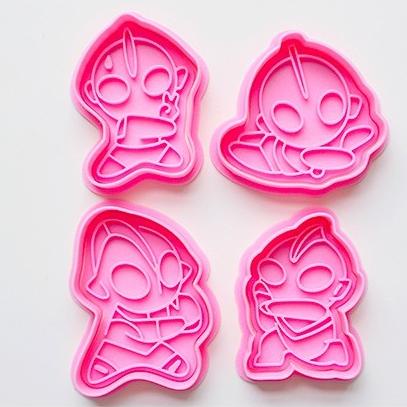 

ULTRAMAN 4 PCS CETAKAN PEMOTONG KUE KERING BISKUIT GULA PASTA XCD521XS