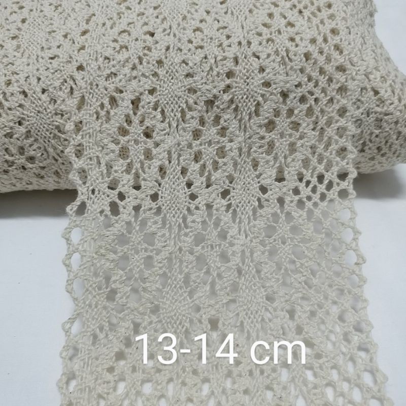 Renda Rajut/Kait 13-14 cm per 90 cm